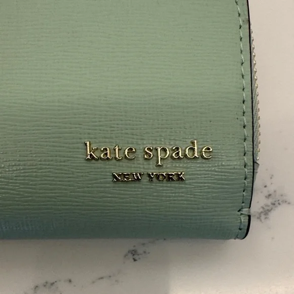 Kate Spade Mint Green Card Holder - Picture 6 of 9